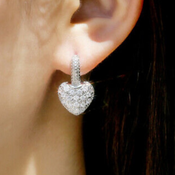 New Sterling silver Heart Earrings - Picture 2 of 8